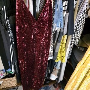 Elegant Velvet Burgundy Dress